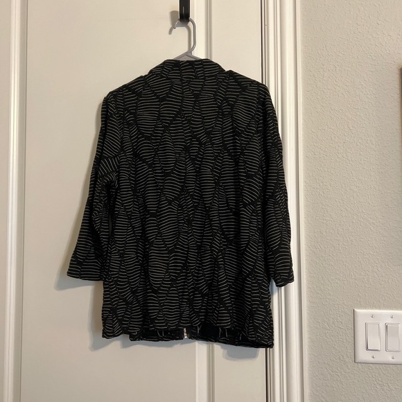 Weekends By Chicos Black and White Striped Zipper Jacket Womens Size Large - Picture 5 of 9